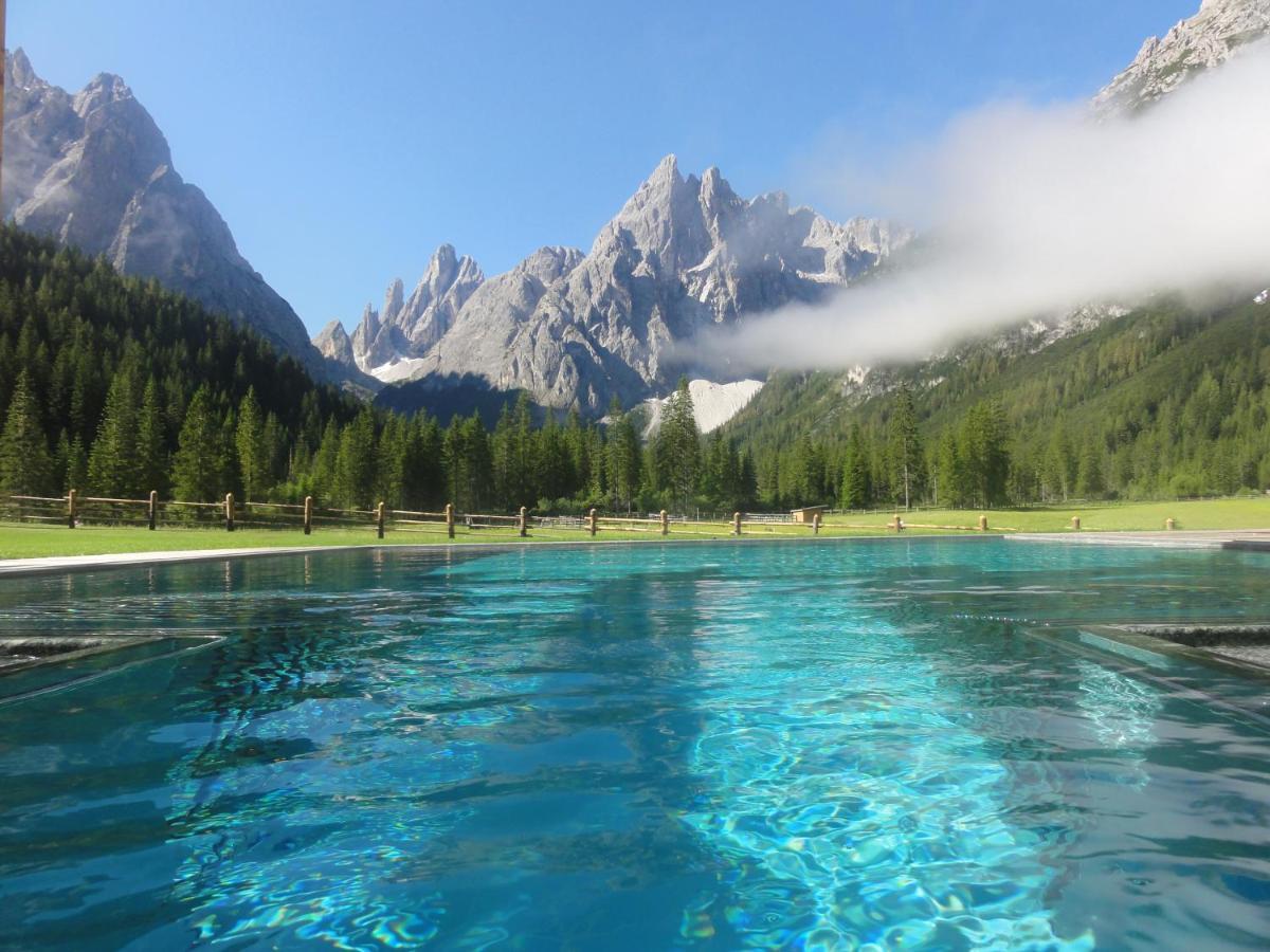 Hotel Dolomitenhof & Chalet Alte Post Sesto Kültér fotó